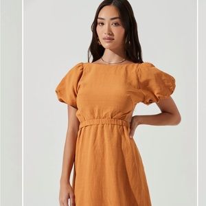 JELENA BACK CUTOUT PUFF SLEEVE MIDI DRESS NWT